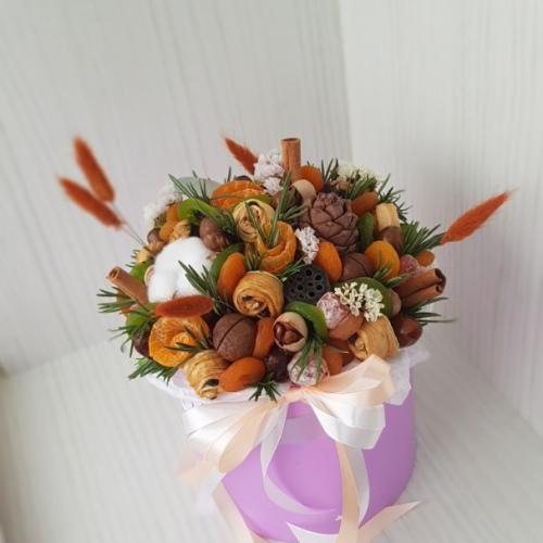 Композиция в цилиндре (д.16)